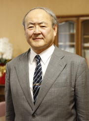 群馬大学長　石崎　泰樹